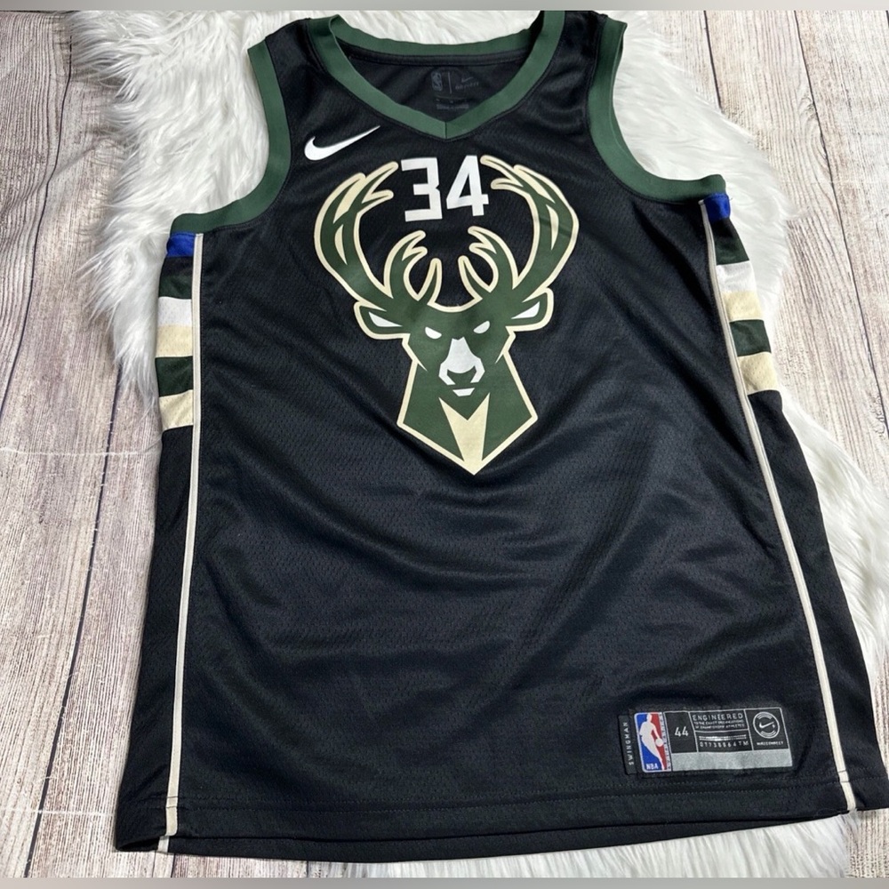 Nike Swingman Black Giannis Antetokounmpo Jersey Men’s Size M